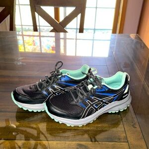 Women’s ASICS sneakers